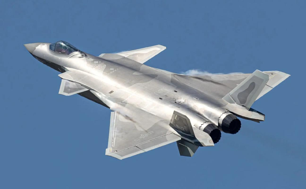 韩国网友：歼20飞过对马海峡，韩日的雷达没有发现！